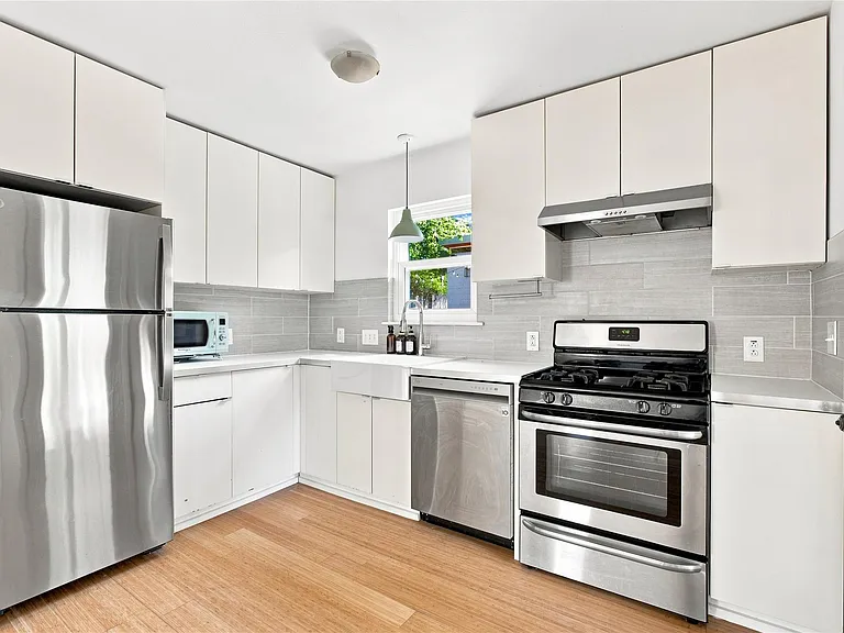 115 Frederick St — Photo 14