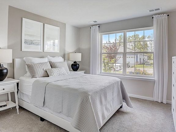 5th image of 308 Haven Dr