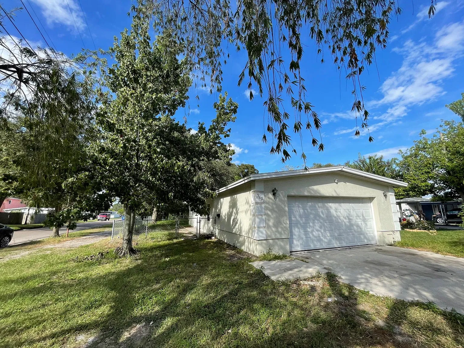 3 bed, 1300 sqft, $2,500 — Photo 1