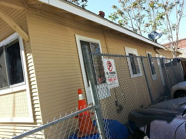 2nd image of 425 Elizabeth St