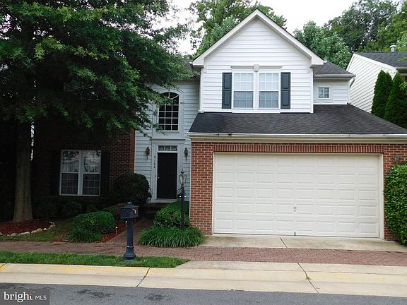 3rd image of 9166 Stonegarden Dr