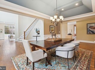 1217 Shenandoah Rd, Alexandria, VA 22308