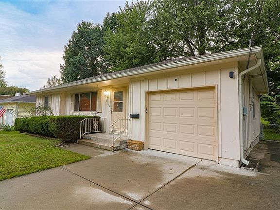3rd image of 6616 Hardy Ave