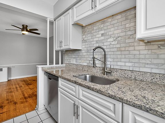 4th image of 6402 Montgomery Rd #3
