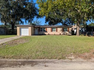 7453 Elvia Dr, Jacksonville, FL 32211