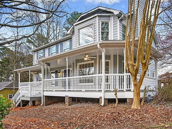 2nd image of 1028 Boston Rdg