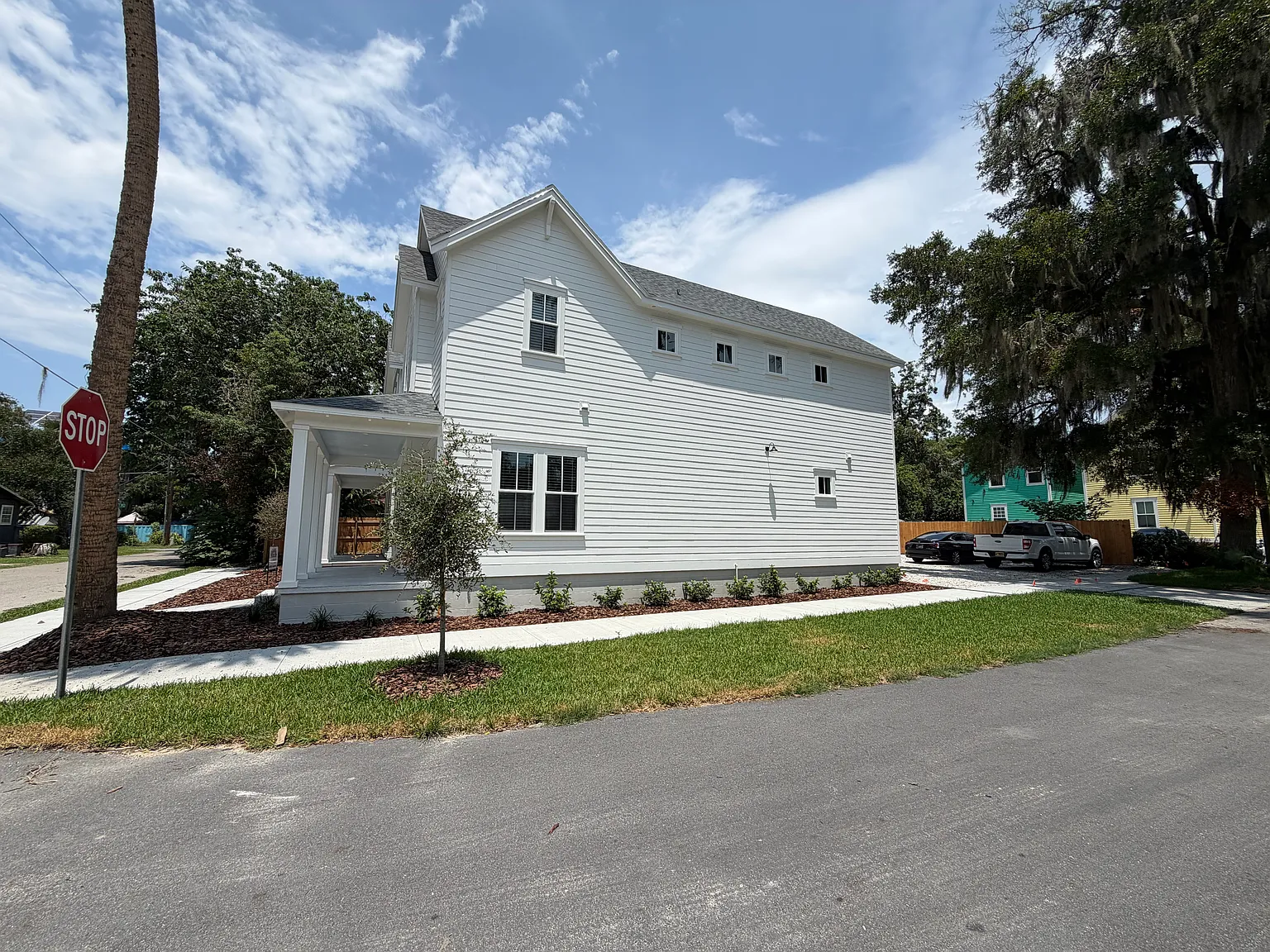 4 bed, 1584 sqft, $4,400 — Photo 4