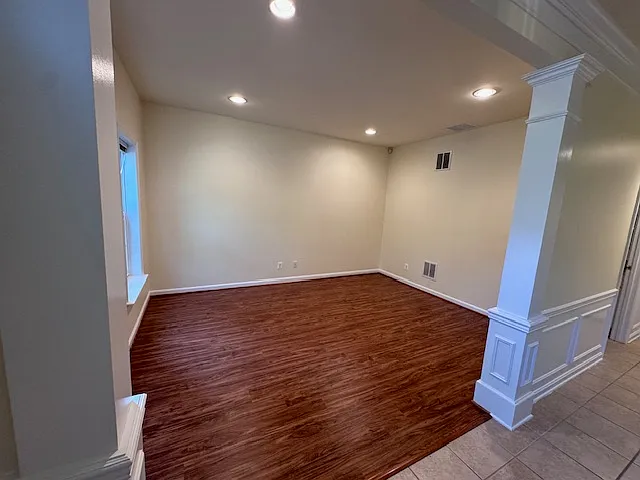 3 bed, 1624 sqft, $3,200 — Photo 3