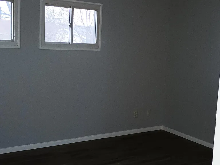2265 E Dorothy Ln — Photo 24