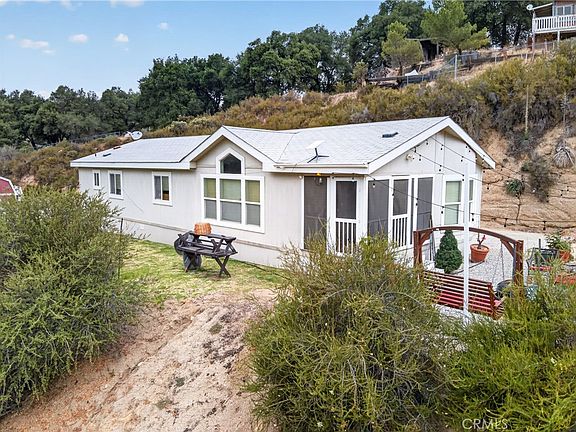 2nd image of 19021 Cypress St