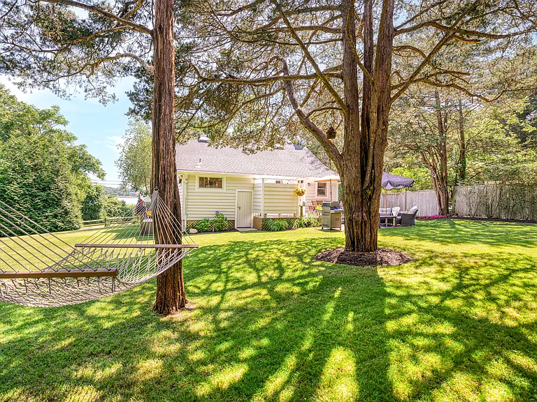 45 Towd Point Rd — Photo 24