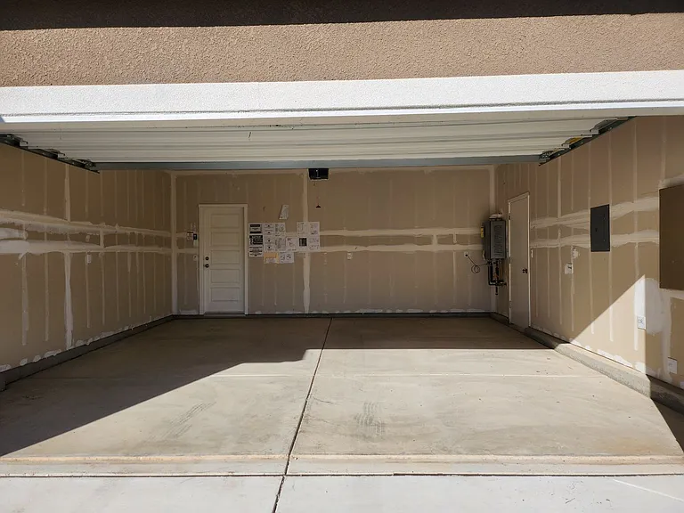 2455 Robledo Way — Photo 24