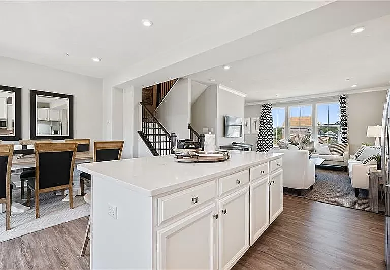 3000 Olivetre Dr — Photo 7