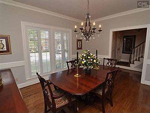 3rd image of 731 Poinsettia St