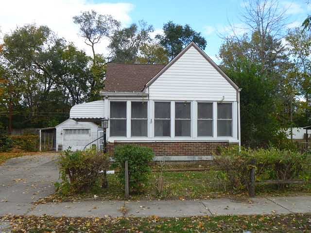 1st image of 3786 Creston Dr