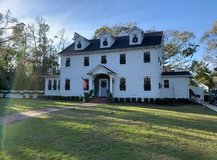 1224 Country Club Rd, Wilmington, NC 28403