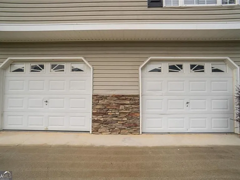 52 Fieldstone Ct — Photo 12