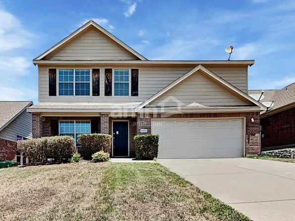 8923 Wild Rose Ln, Aubrey, TX 76227