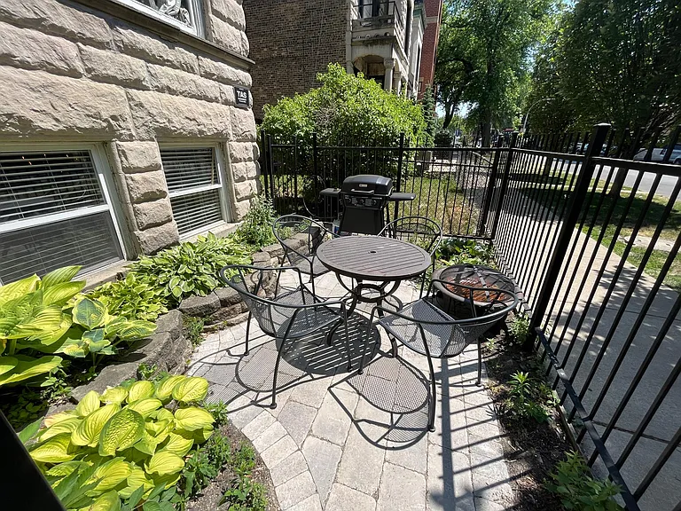 3735 N Sheffield Ave #3 — Photo 15