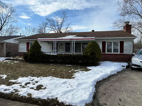 805 Cottrell Dr, Columbus, OH 43228