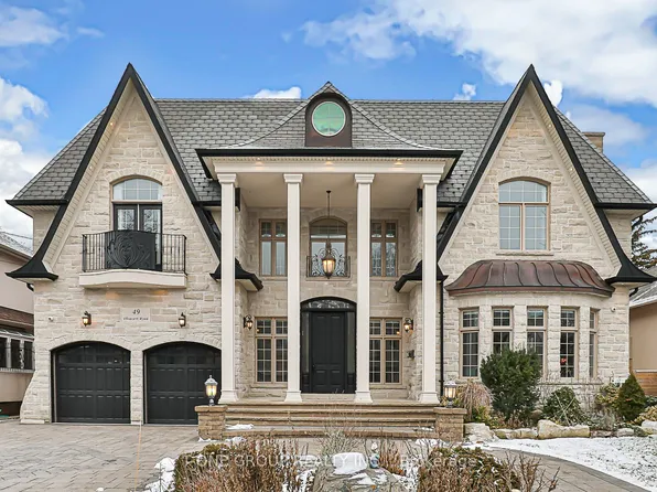 49 Pheasant Rd, Toronto, ON M2M 3H1