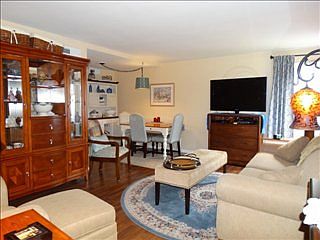 2nd image of 2936 Prange Dr
