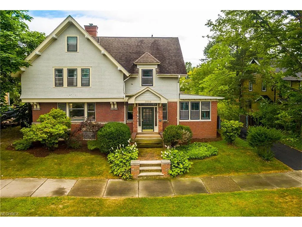 3004 Euclid Heights Blvd photo 1
