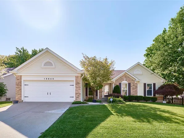 15640 94th Ave, Florissant, MO 63034