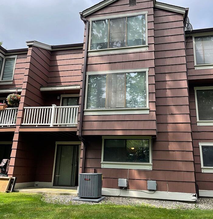 95 Treetop Cir, Nanuet, NY 10954 | Zillow