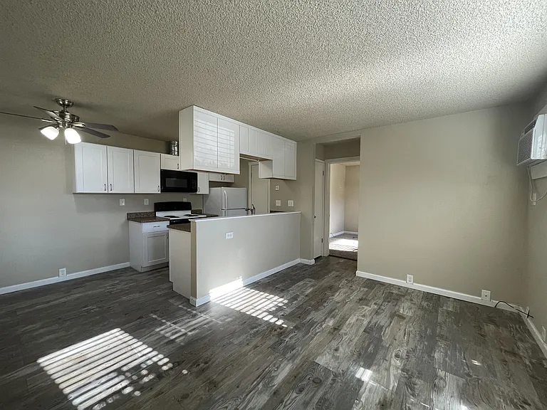 828 W Sacramento Ave #1 — Photo 4