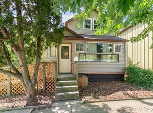1733 Hamilton Ave NW, Grand Rapids, MI 49504