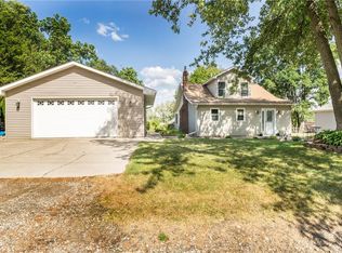 8115 Grenada Dr, Brighton, MI 48116