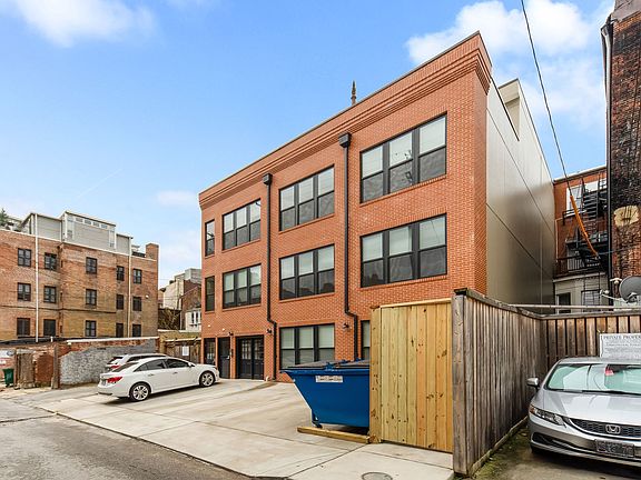 4th image of 815 Park Ave APT 103