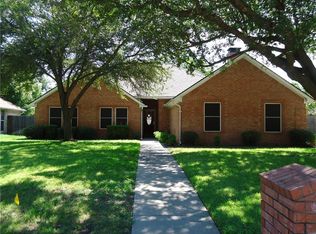 3420 Nottingham Dr, Denton, TX 76209