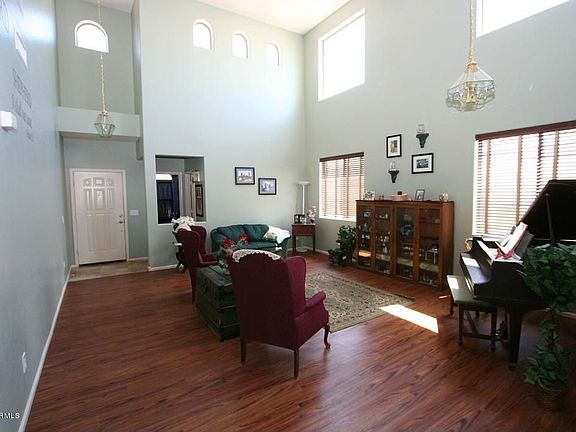 5th image of 1363 E Judi Dr