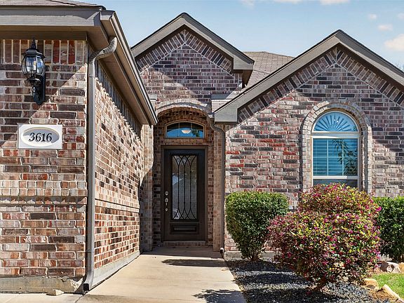 2nd image of 3616 Meadowtrail Ln