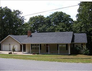 3rd image of 1 Lowick Ln