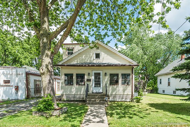1st image of 723 Orchard Ave