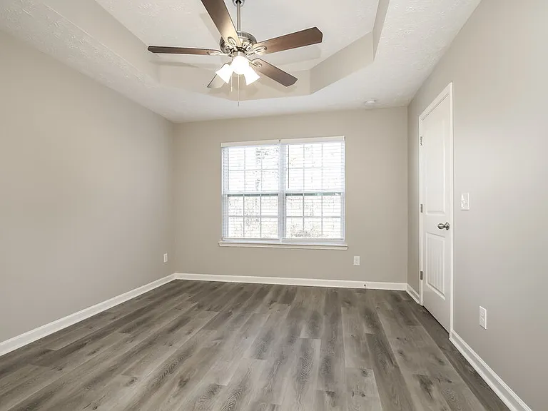 8481 Lawson Dr — Photo 9