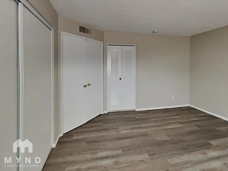 7233 W San Miguel Ave — Photo 12