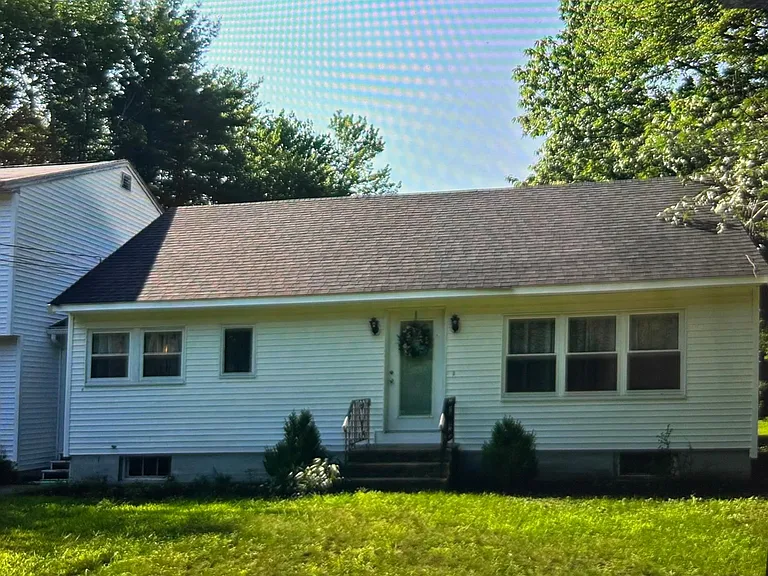 156 Winn Rd #156 — Photo 3