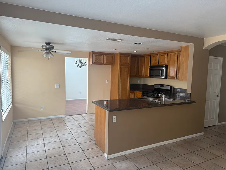 8023 Park Lawn Ct — Photo 20