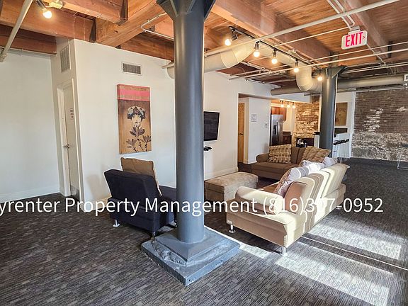 5th image of 700 Broadway Blvd #308