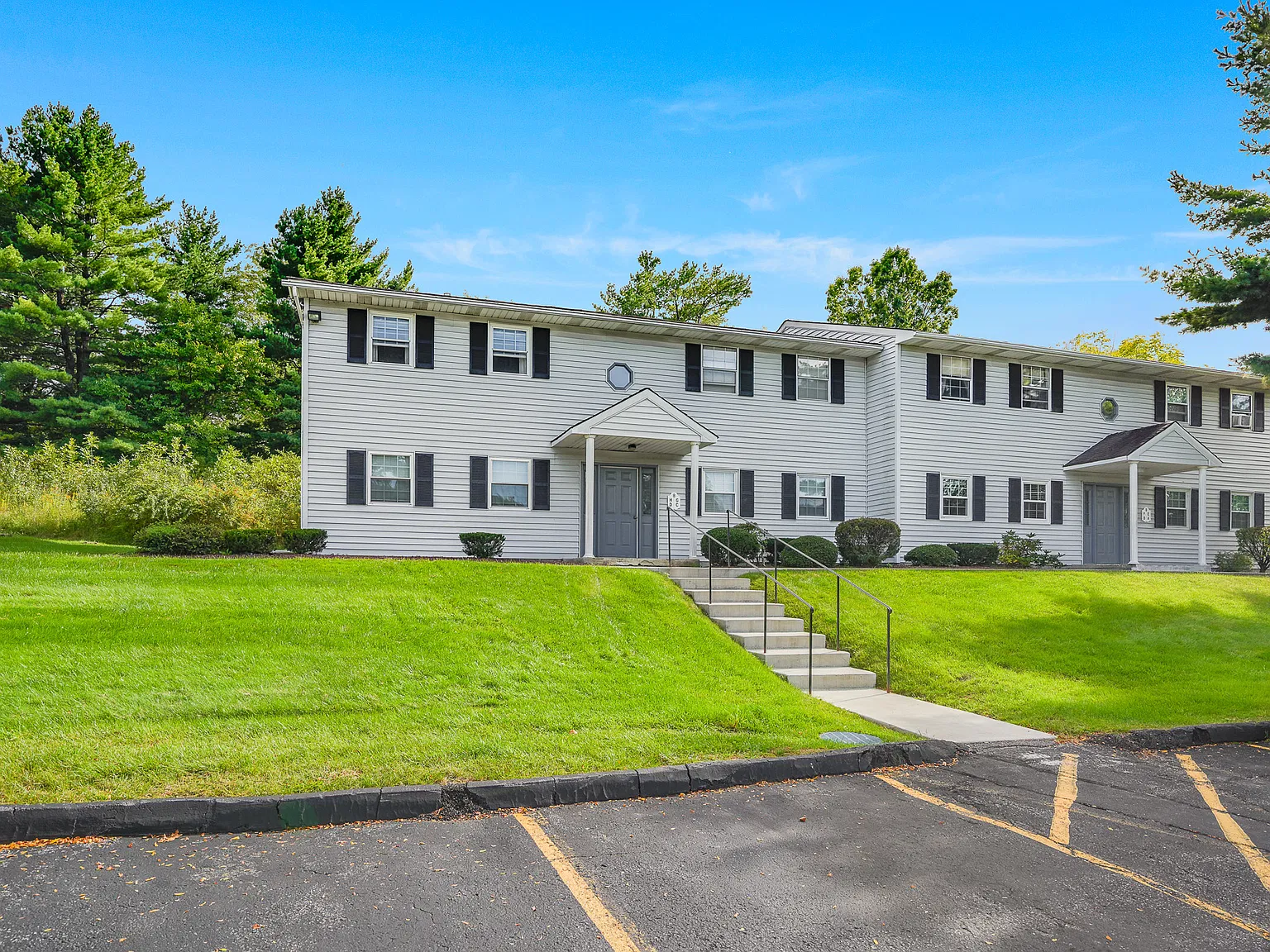 1 bed, 705 sqft, $1,850 — Photo 1