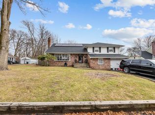 148 Scharer Ave, Northvale, NJ 07647