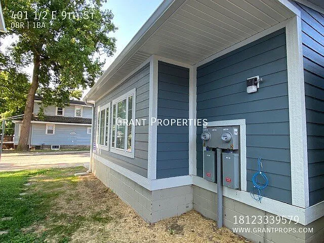 401 1/2 E 9th Street — Photo 4