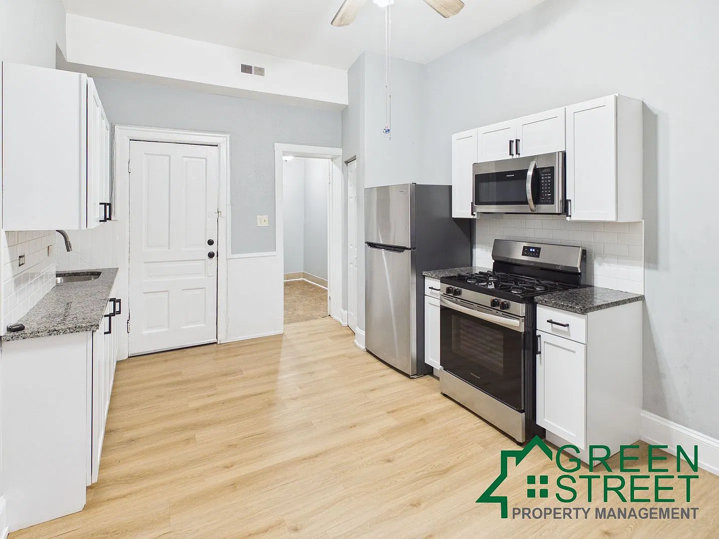 2730 W 16th St — Photo 2