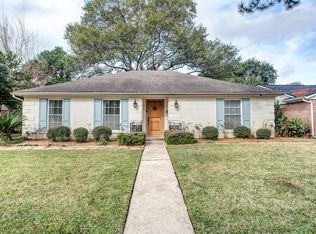 9406 Meadowcroft Dr, Houston, TX 77063