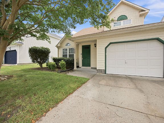 3rd image of 1486 Berkshire Dr