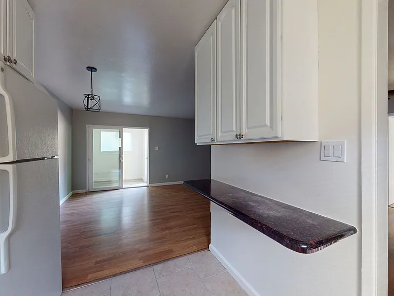1400 Yuba Ave — Photo 9